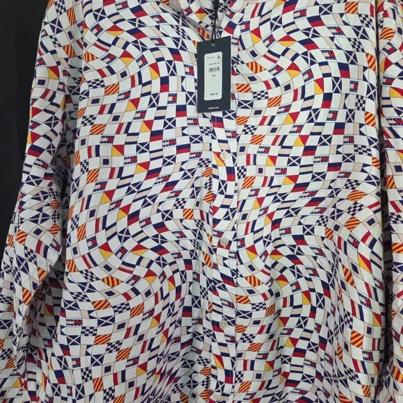 NWT Tommy Jeans Shirt Mens Small White Archive Flag Print  Skate Fit Skateboard - Picture 2 of 7